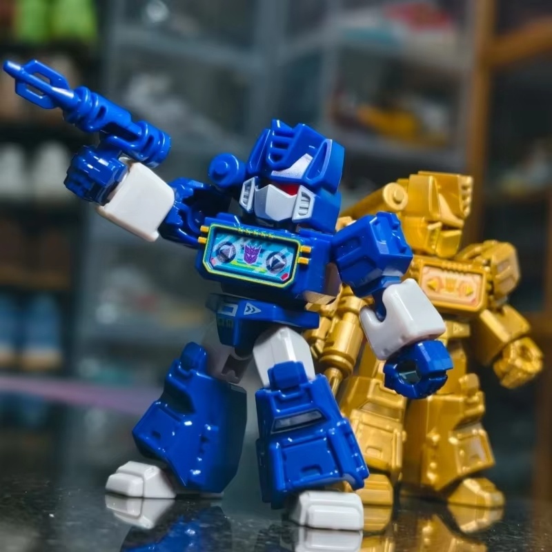 Лидер продаж Blokees Трансформ – обзор и цена Model Kit Transformers